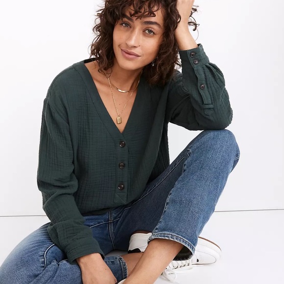 Madewell Tops - Madewell lightspun evert top midnight green
